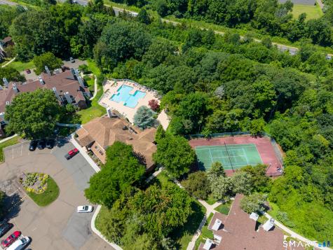 29 Carriage Crossing Lane Middletown CT 06457