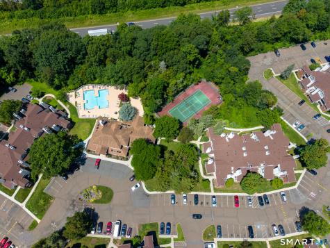 29 Carriage Crossing Lane Middletown CT 06457