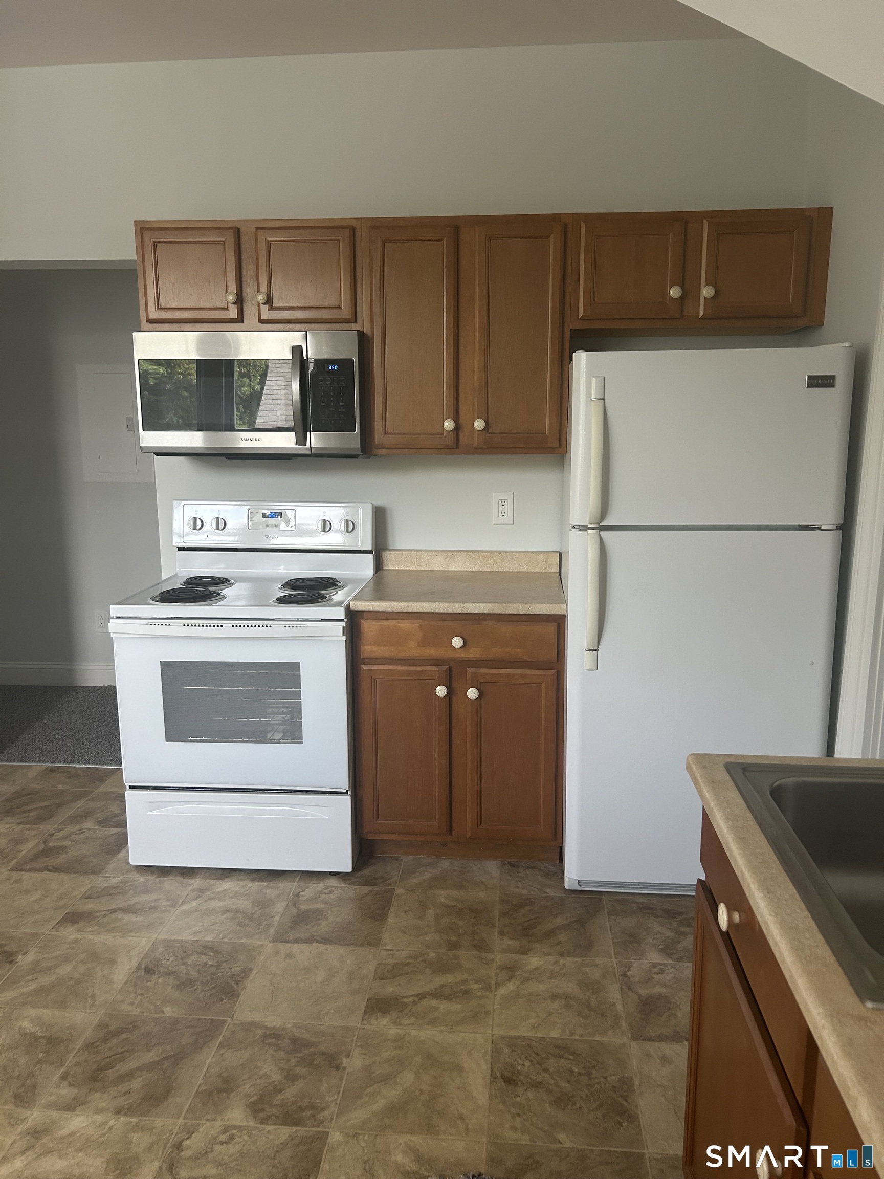 304 Caroline Street Derby CT 06418