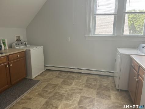 304 Caroline Street Derby CT 06418