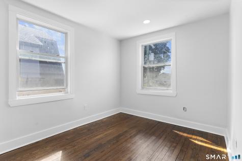366 Remington Street Bridgeport CT 06610