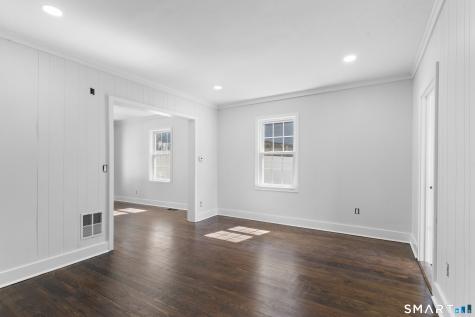 366 Remington Street Bridgeport CT 06610