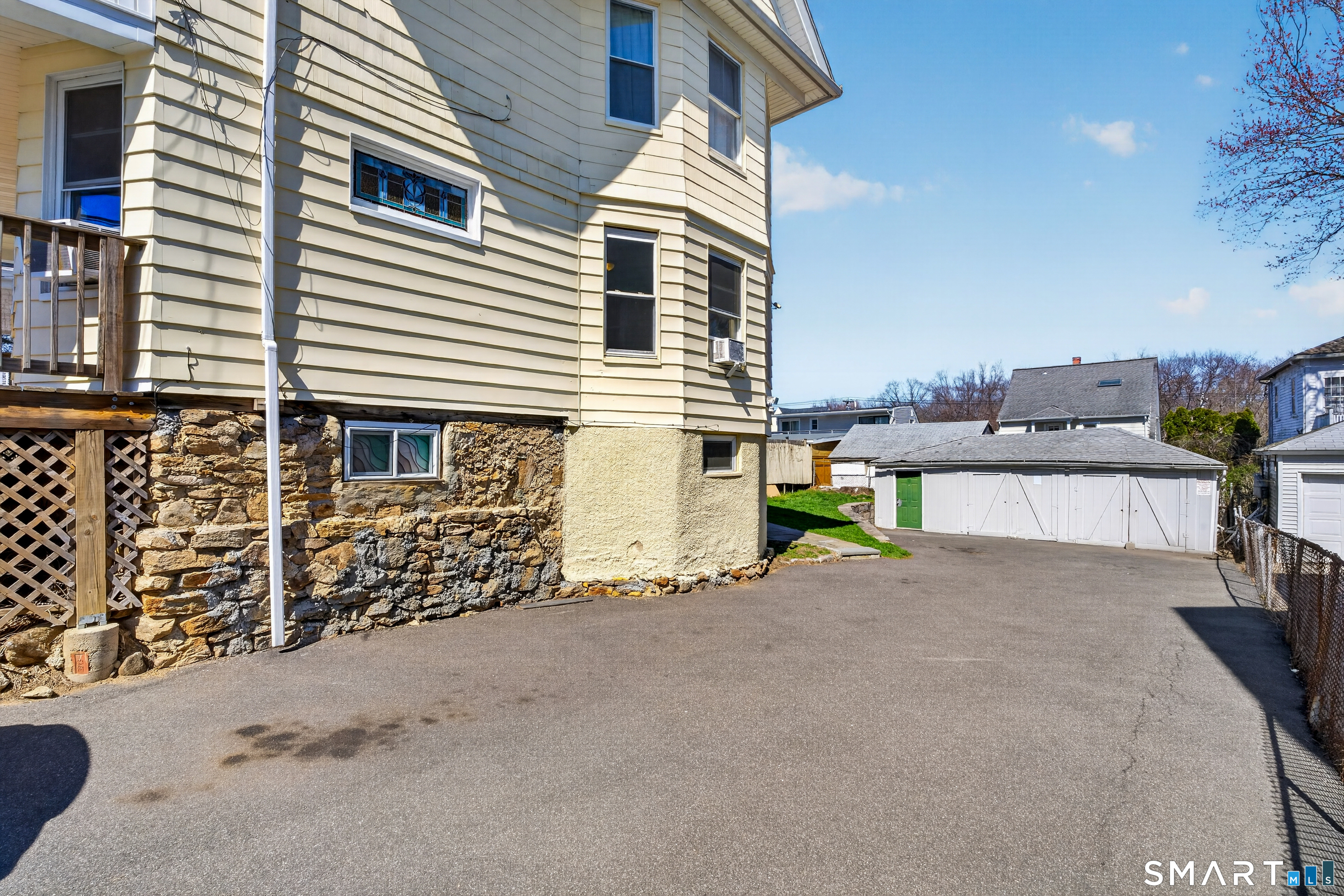 380 Gurdon Street Bridgeport CT 06606