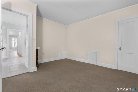 19 Moore Street Manchester CT 06040