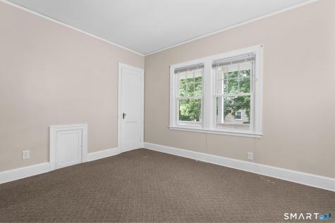 19 Moore Street Manchester CT 06040