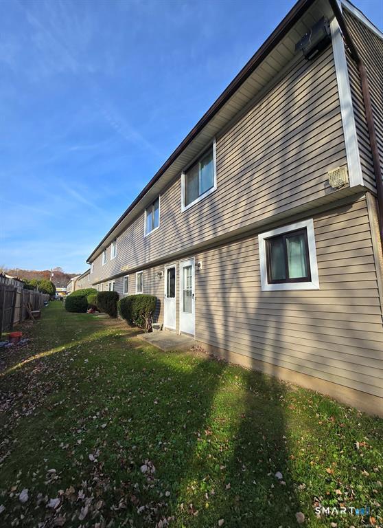 Waterbury CT, 1448 Meriden Road, Unit 15