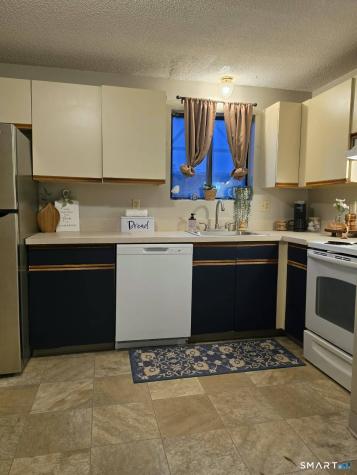 1448 Meriden Road Waterbury CT 06705