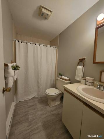 1448 Meriden Road Waterbury CT 06705