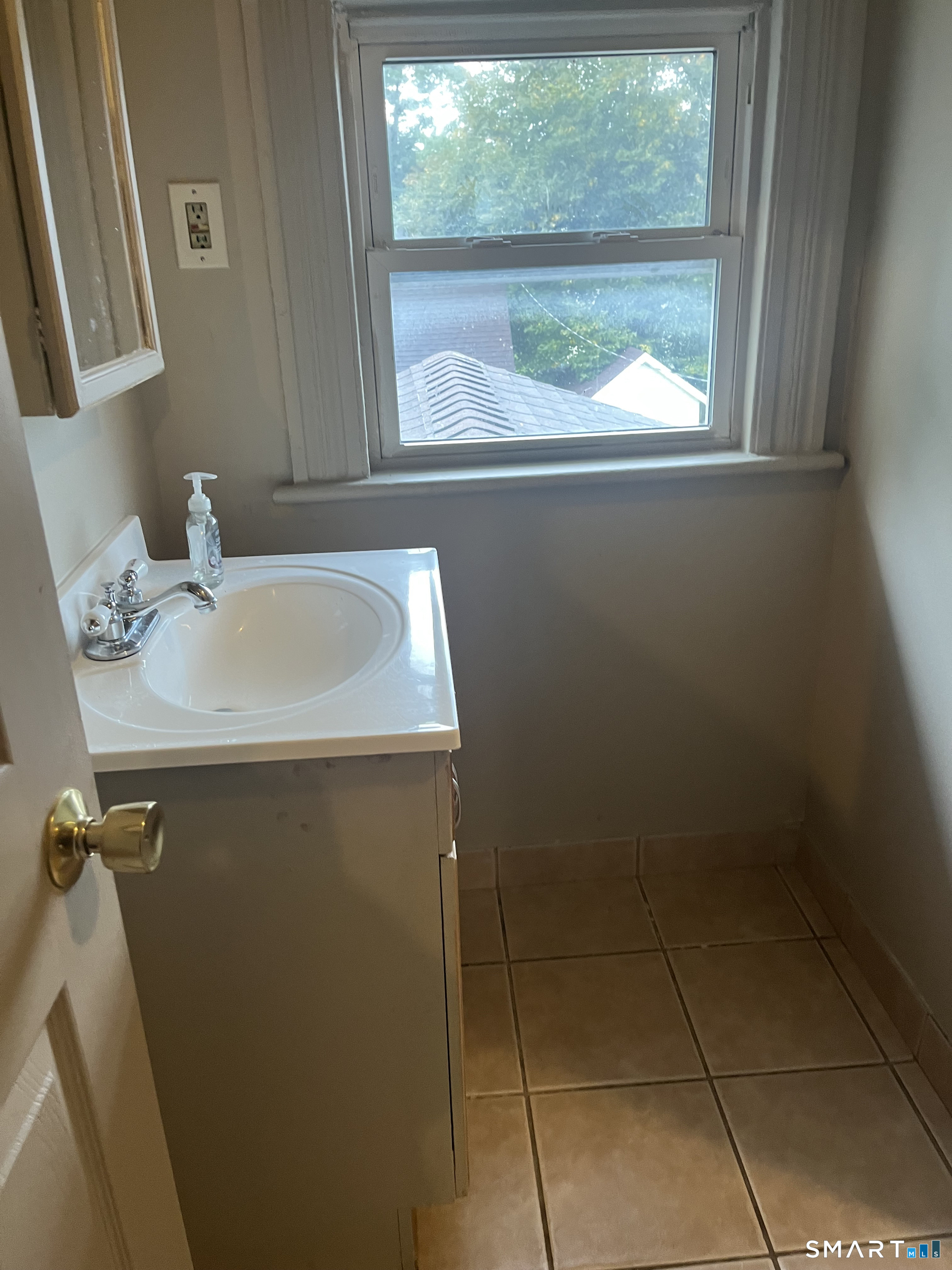 288 Oak Avenue Torrington CT 06790