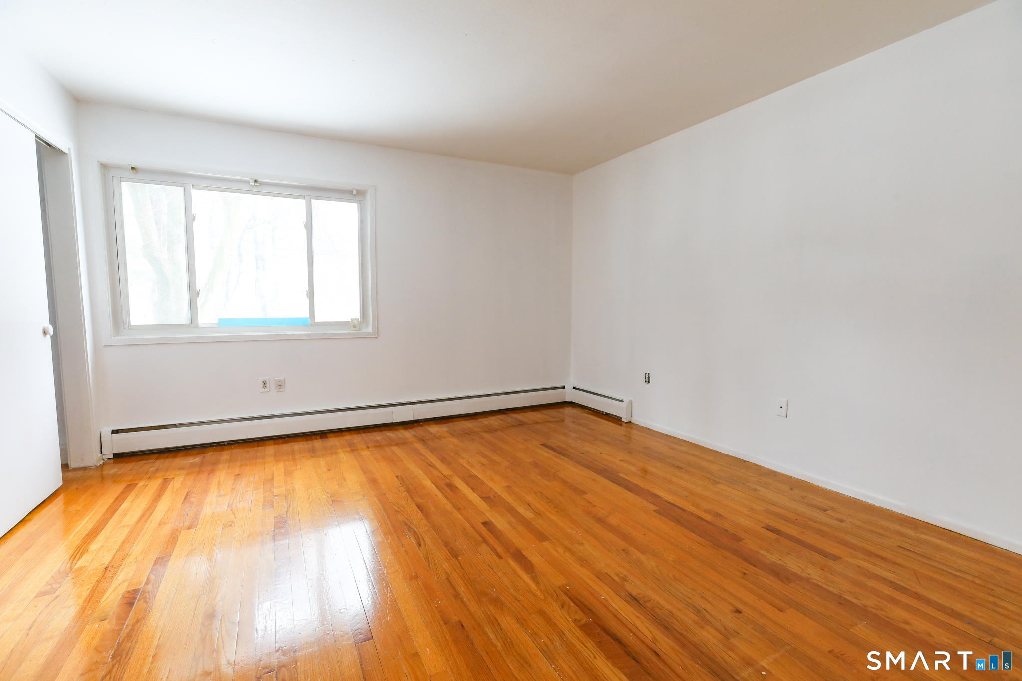 1 Camelot Drive Bloomfield CT 06002