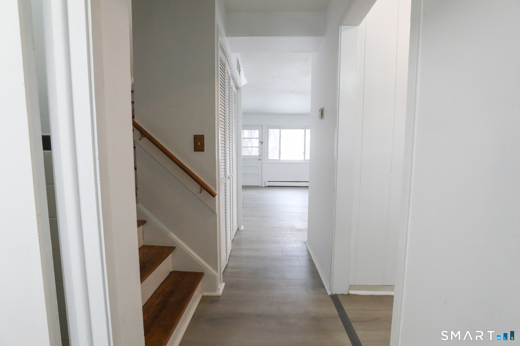 1 Camelot Drive Bloomfield CT 06002
