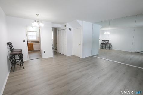 1 Camelot Drive Bloomfield CT 06002