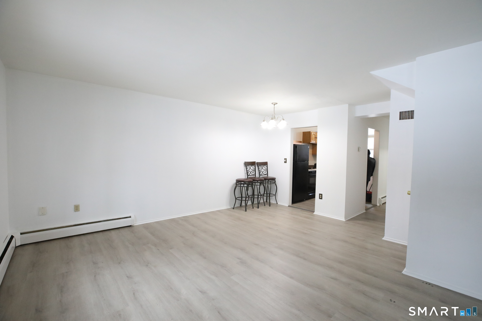 1 Camelot Drive Bloomfield CT 06002