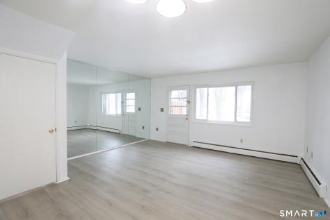 1 Camelot Drive Bloomfield CT 06002
