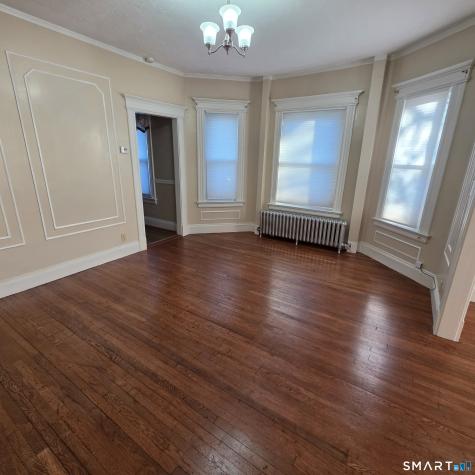142 Oakland Terrace Hartford CT 06112