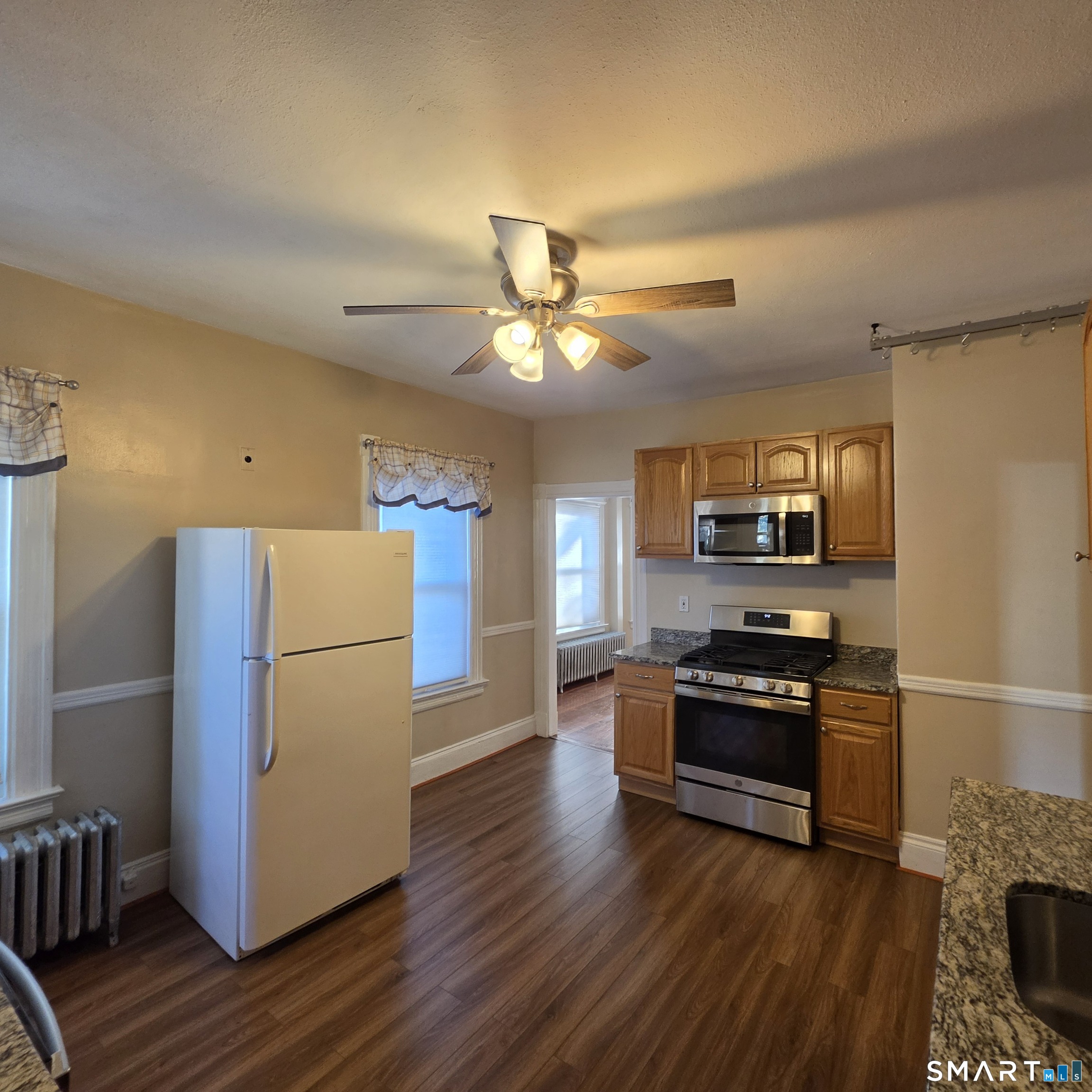 142 Oakland Terrace Hartford CT 06112