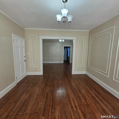 142 Oakland Terrace Hartford CT 06112