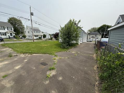 11 Colony Street Stratford CT 06615