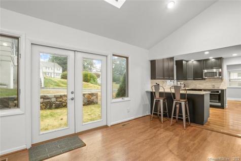 10 Harvann Road Norwalk CT 06850
