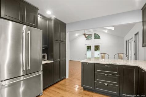 10 Harvann Road Norwalk CT 06850