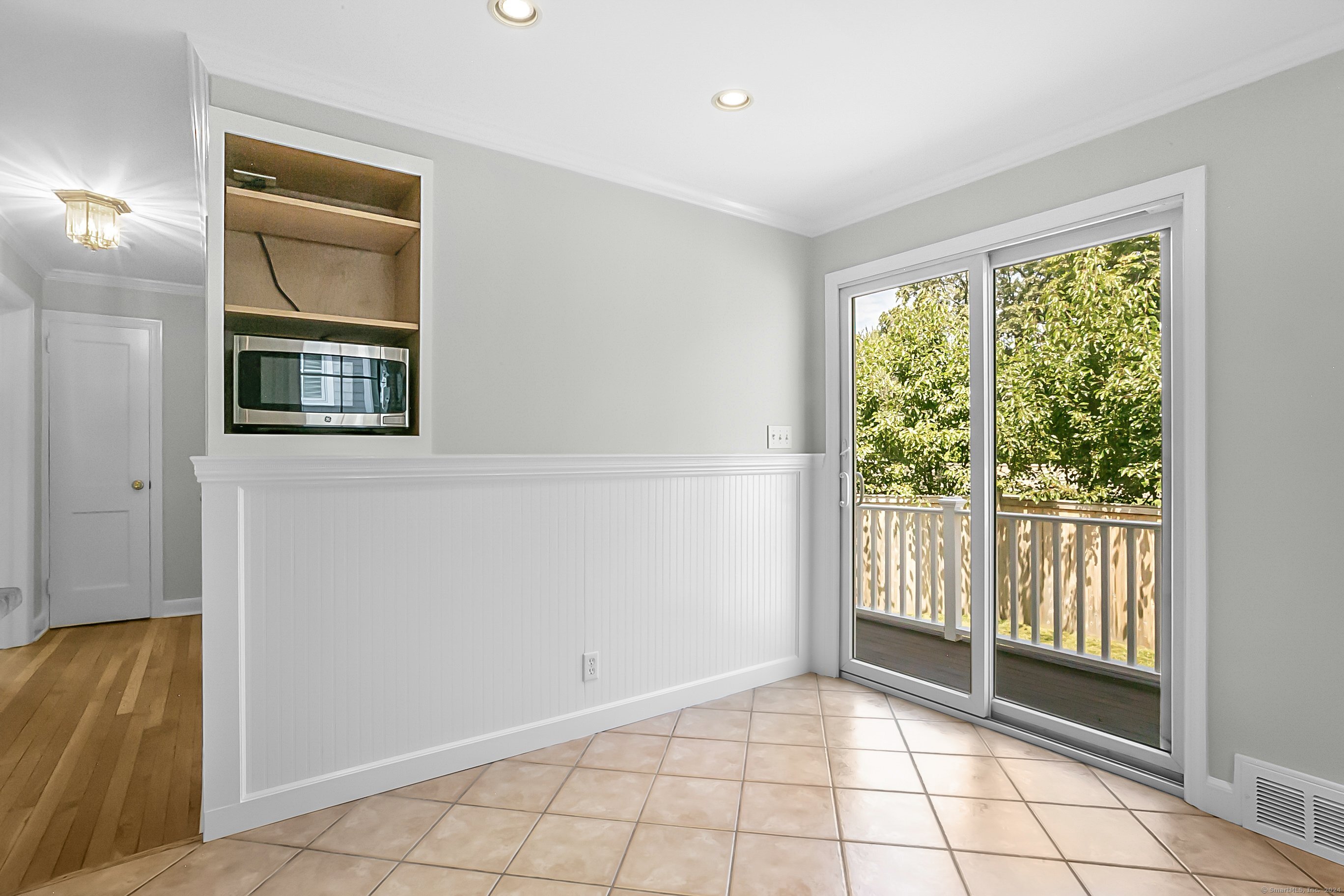 303 Lalley Boulevard Fairfield CT 06824