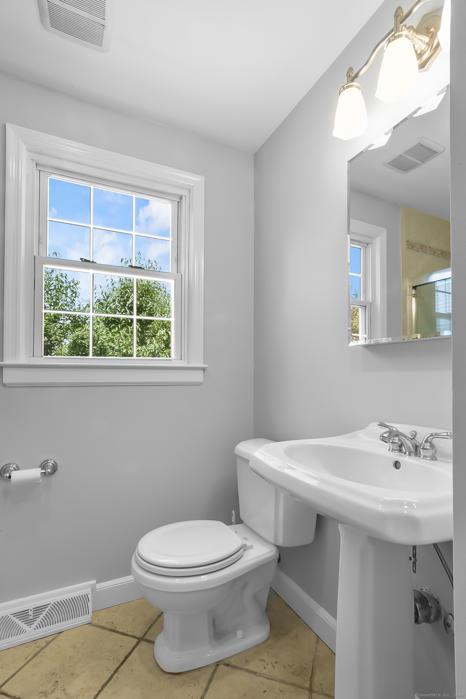 303 Lalley Boulevard Fairfield CT 06824