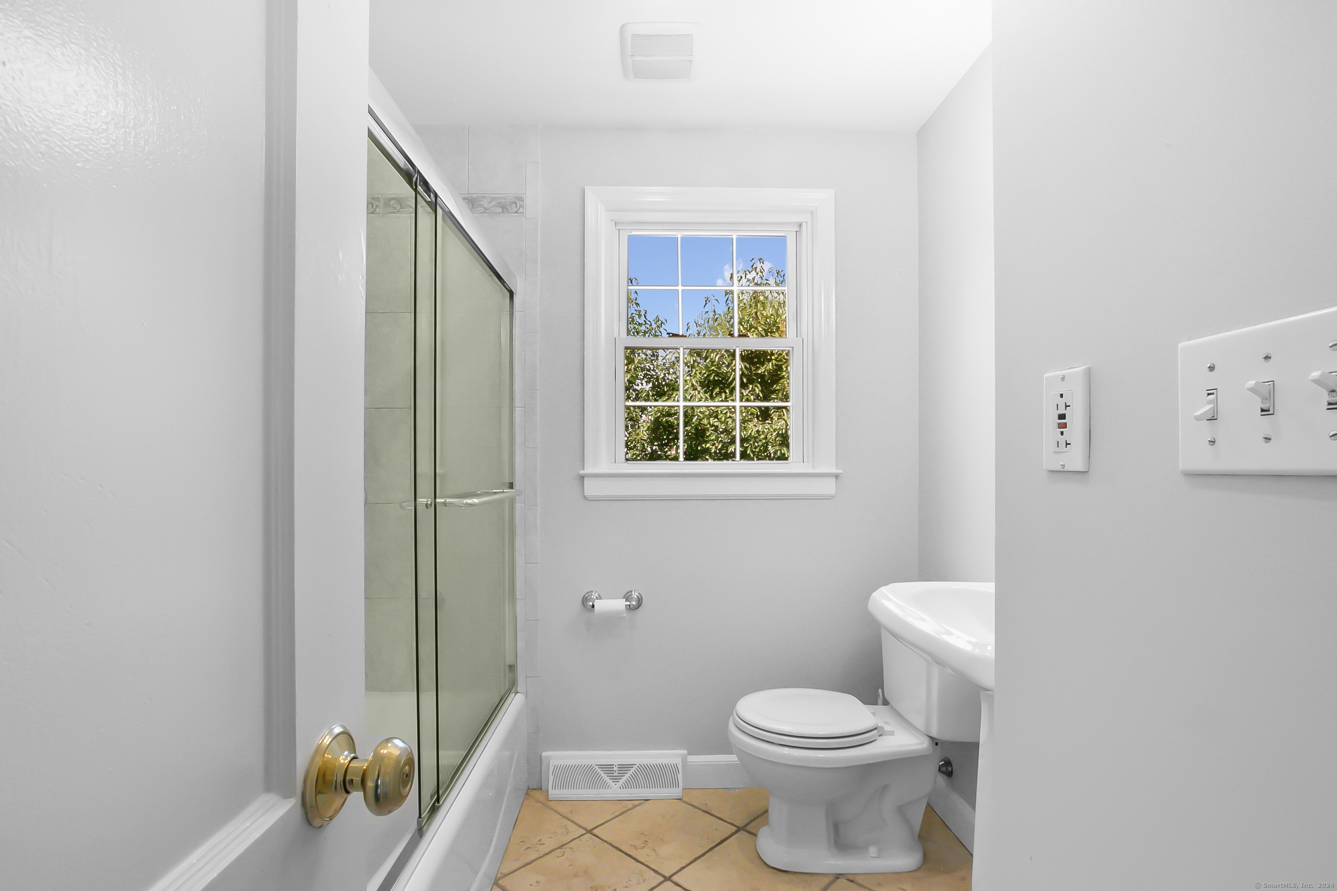 303 Lalley Boulevard Fairfield CT 06824