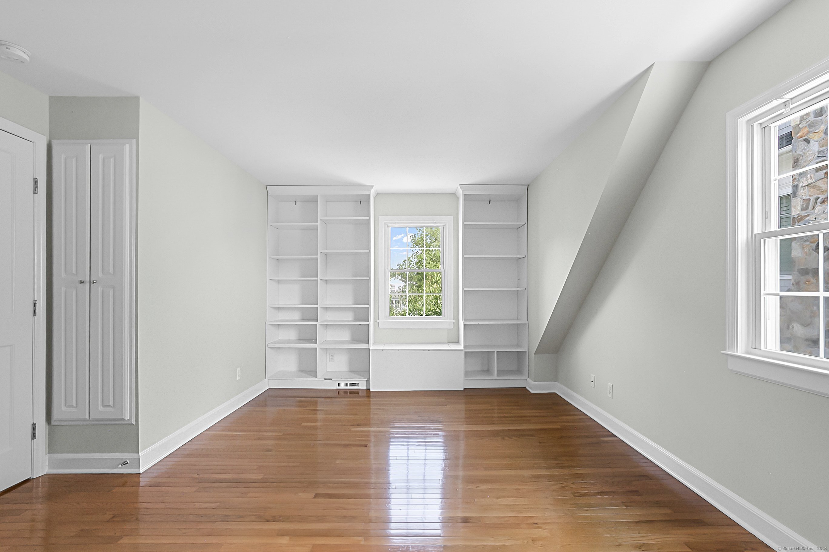 303 Lalley Boulevard Fairfield CT 06824