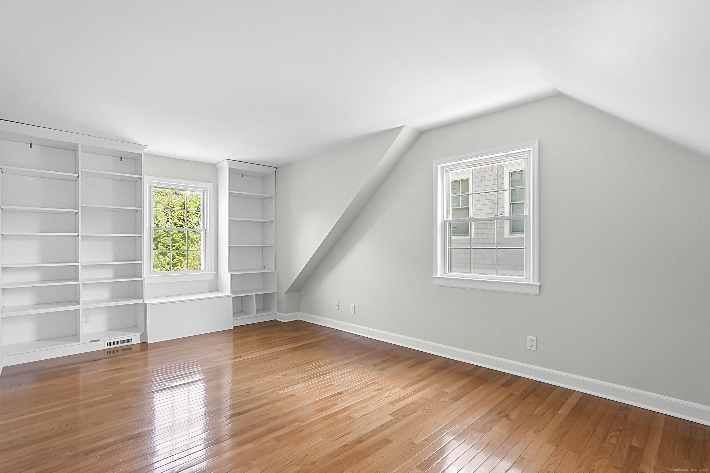 303 Lalley Boulevard Fairfield CT 06824