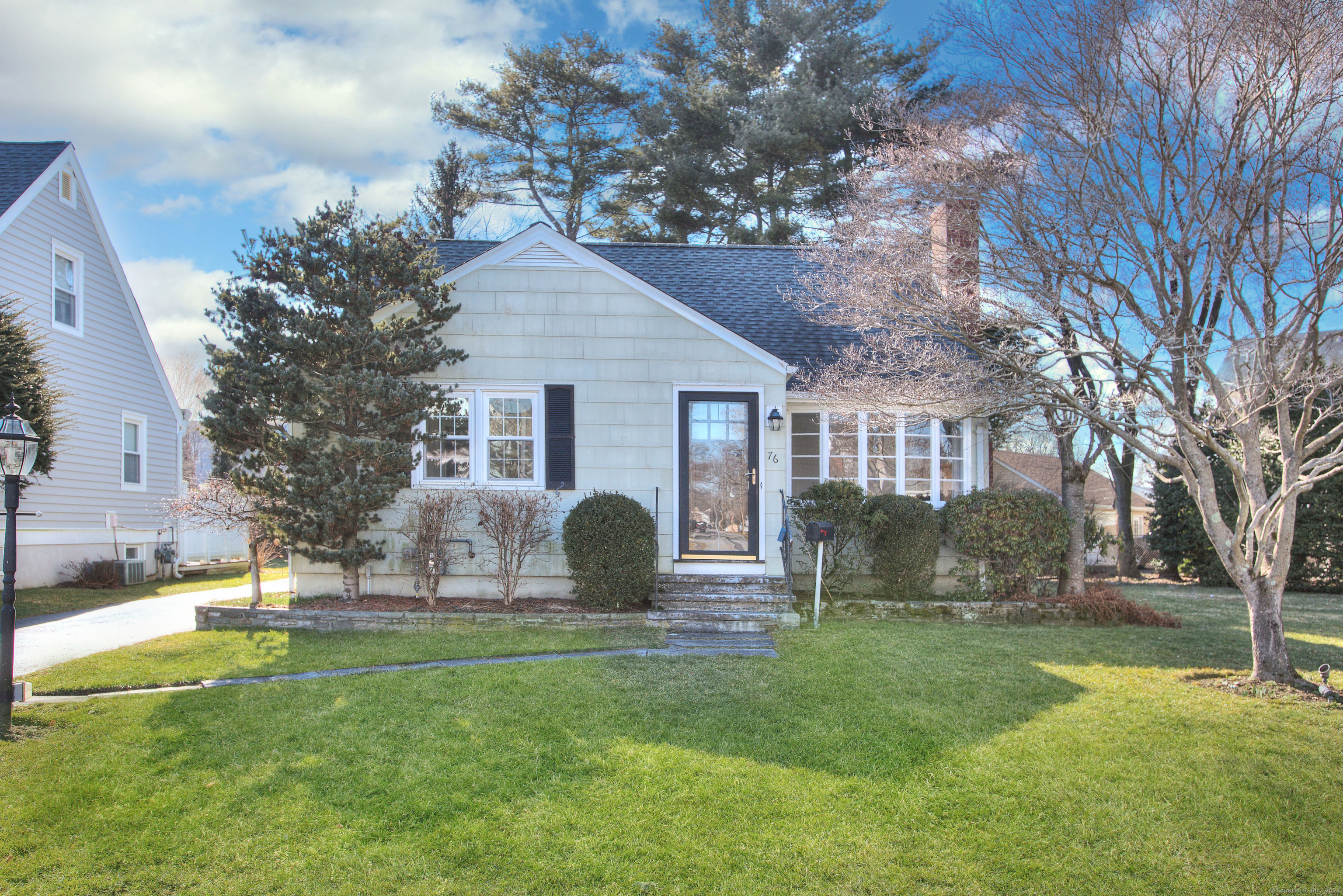 76 Blaine Street Fairfield CT 06824