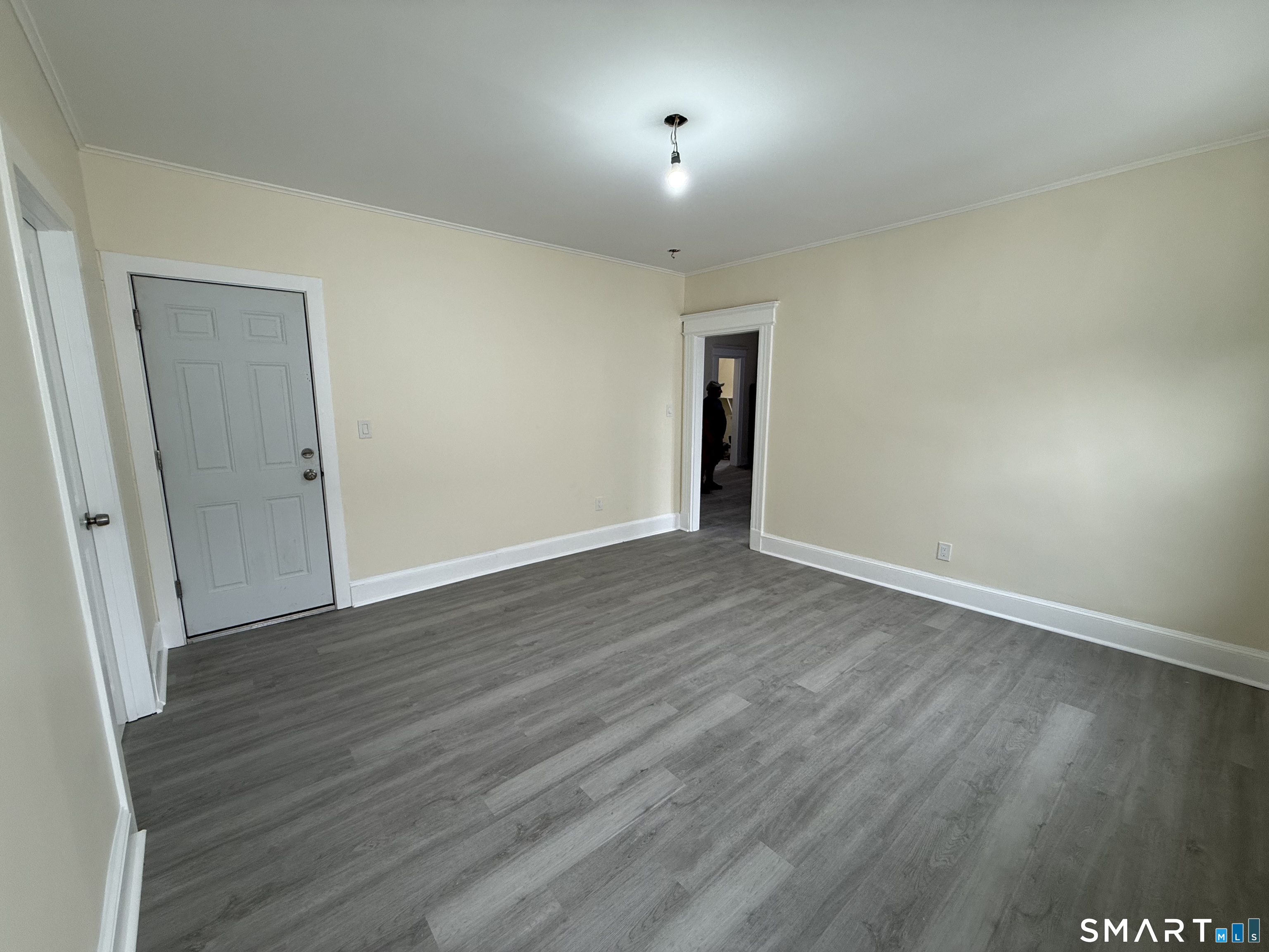 82 Bunker Hill Avenue Waterbury CT 06708