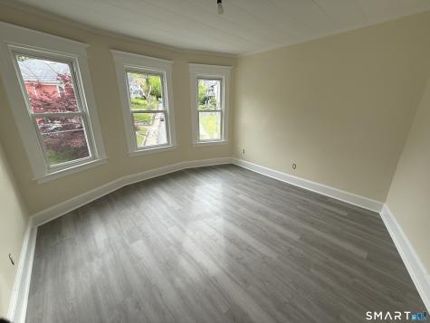 82 Bunker Hill Avenue Waterbury CT 06708