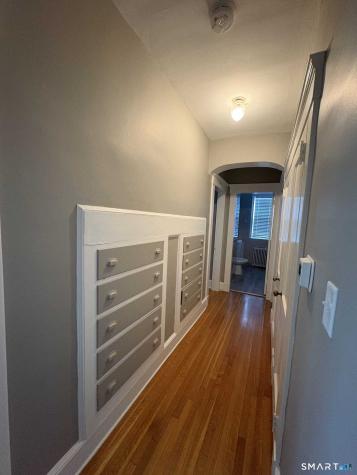 829 Edgewood Avenue New Haven CT 06515
