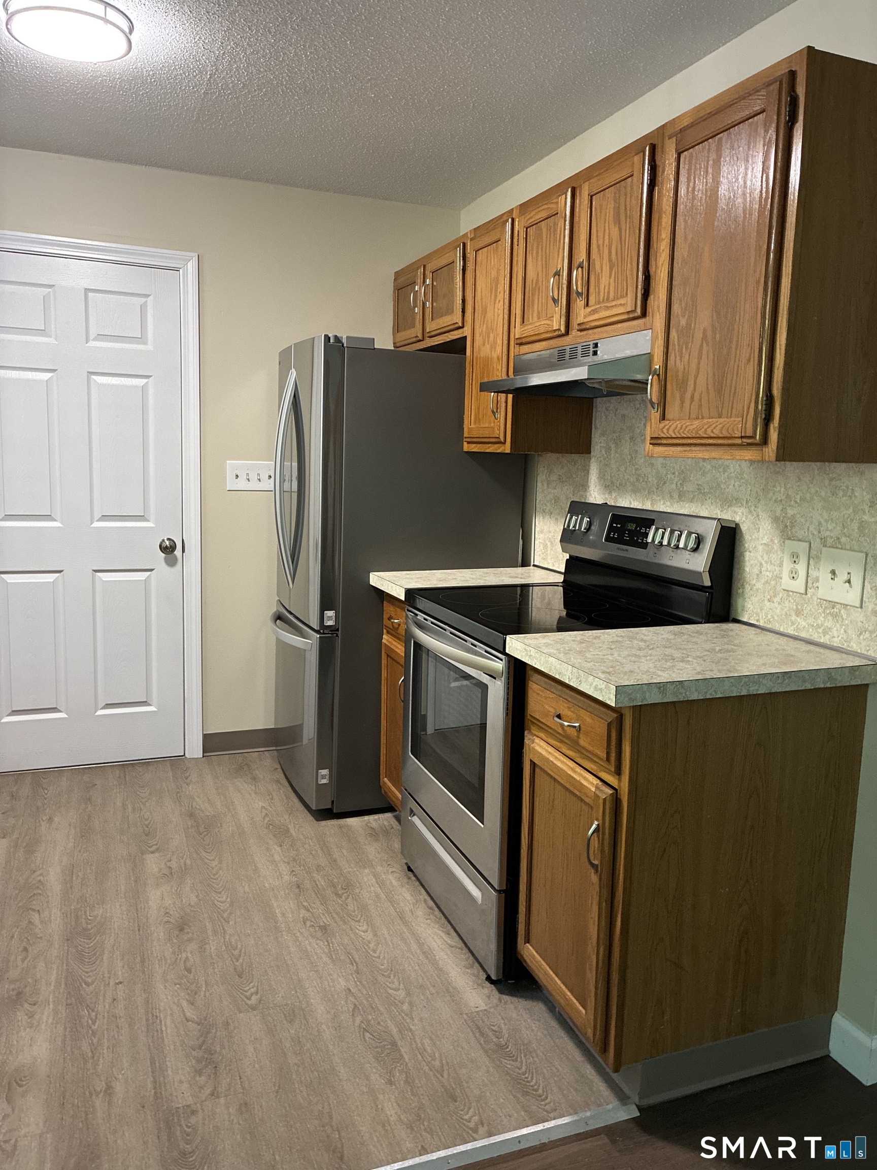 61 Arch Street Burlington CT 06013