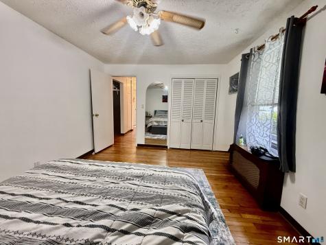 231 Seaton Road Stamford CT 06902