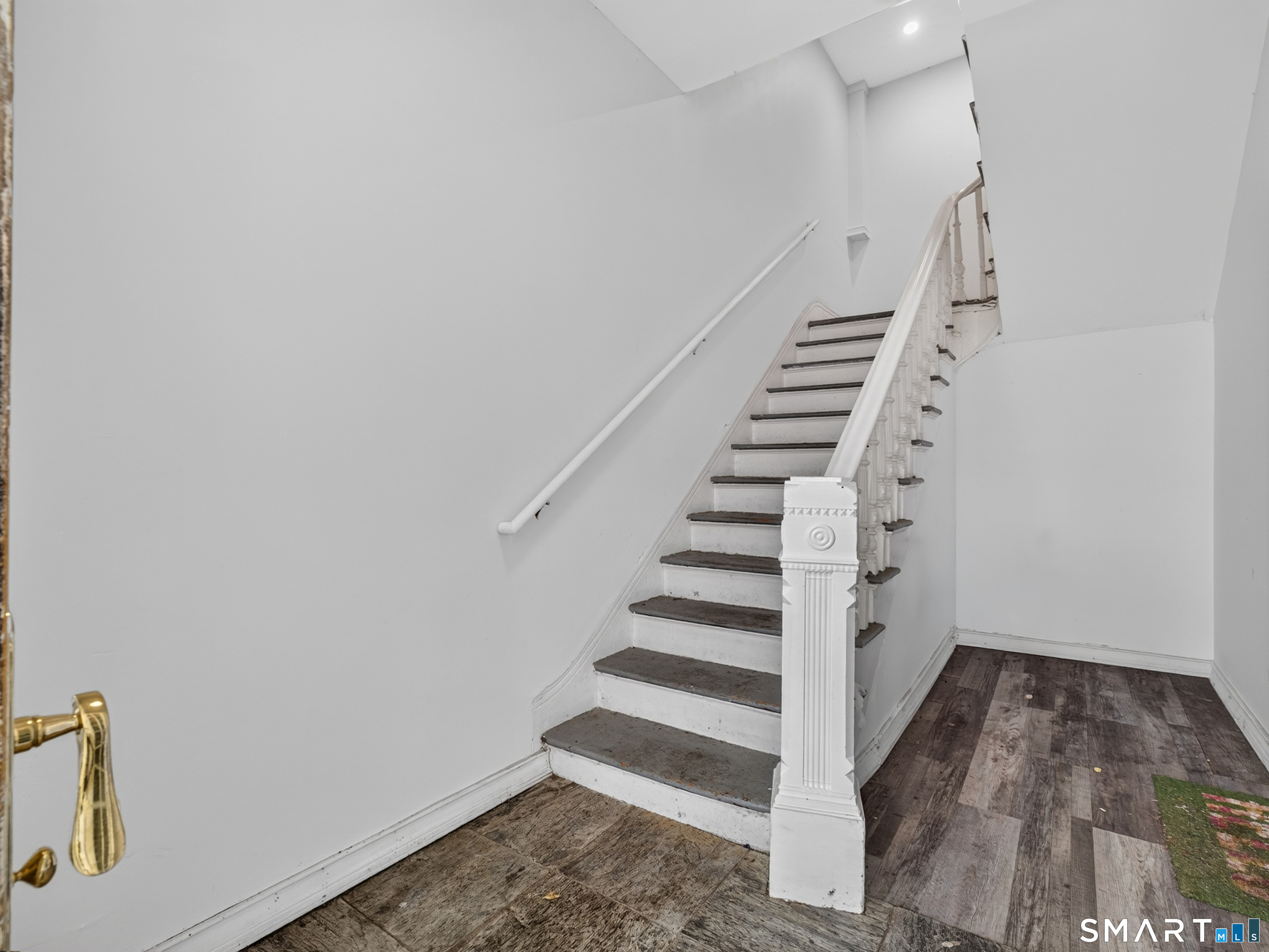 111 Laurel Hill Avenue Norwich CT 06360