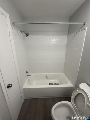 4 Warwick Street New Haven CT 06513