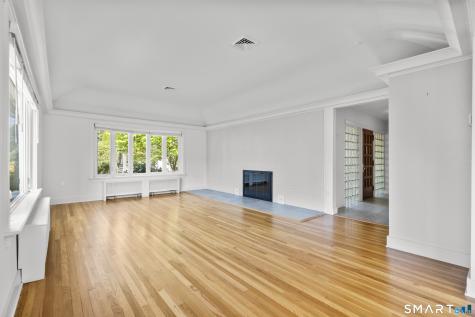 25 Crescent Bluff Avenue Branford CT 06405