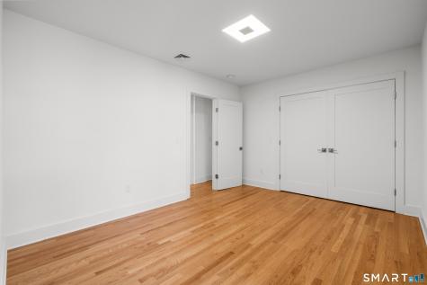 25 Crescent Bluff Avenue Branford CT 06405