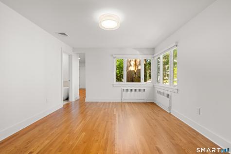 25 Crescent Bluff Avenue Branford CT 06405