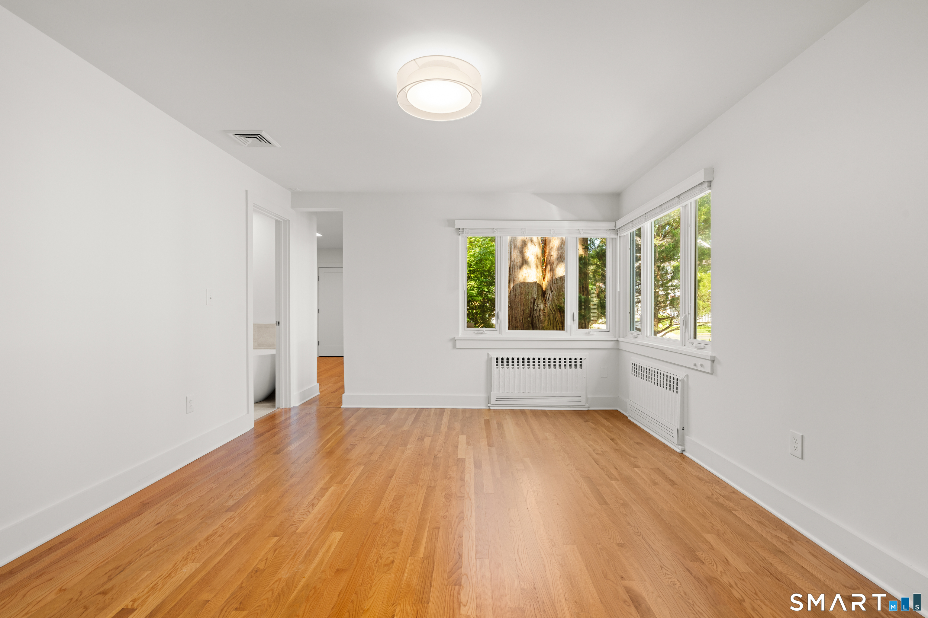 25 Crescent Bluff Avenue Branford CT 06405