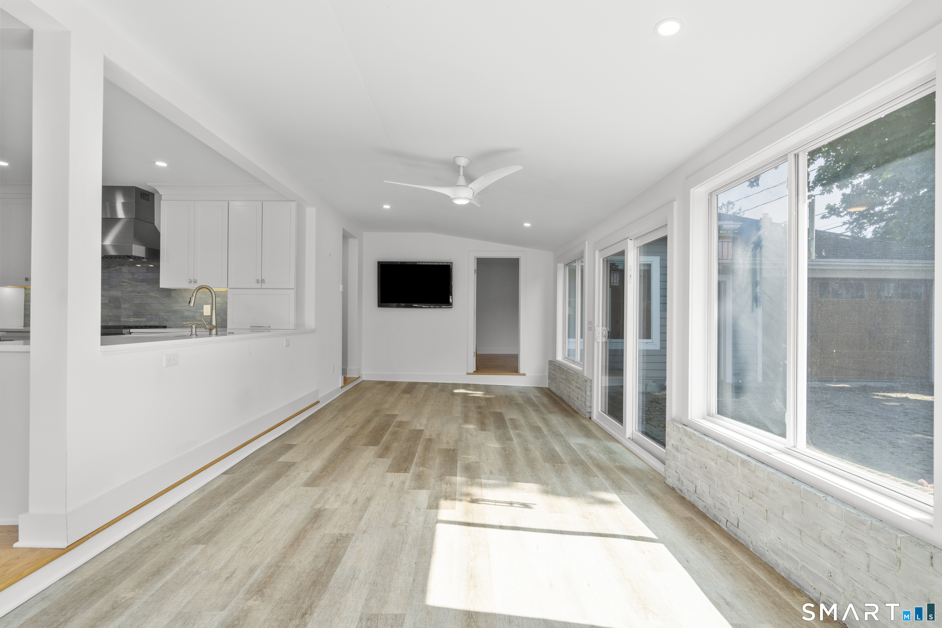 25 Crescent Bluff Avenue Branford CT 06405