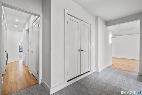 25 Crescent Bluff Avenue Branford CT 06405