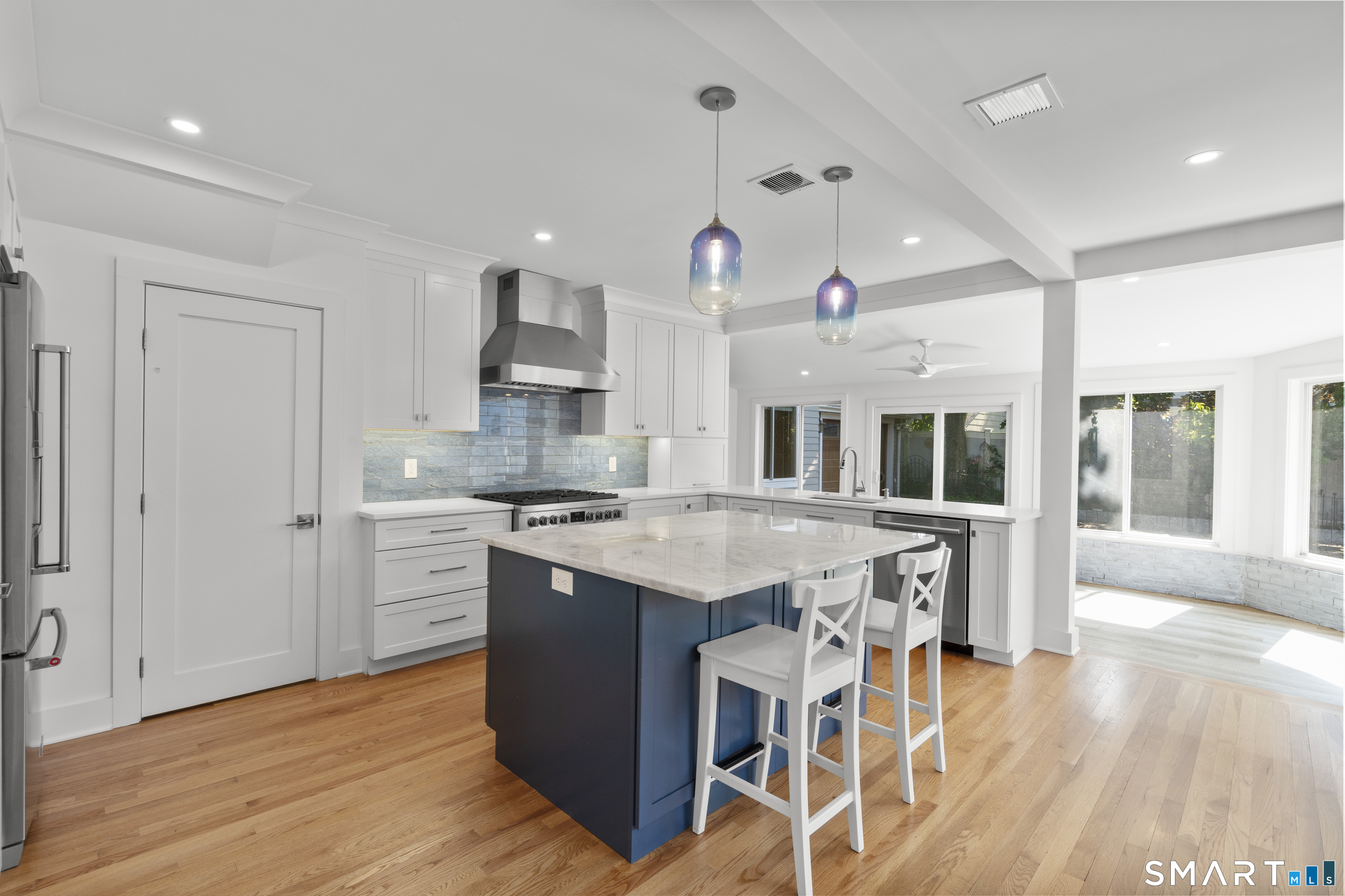 25 Crescent Bluff Avenue Branford CT 06405