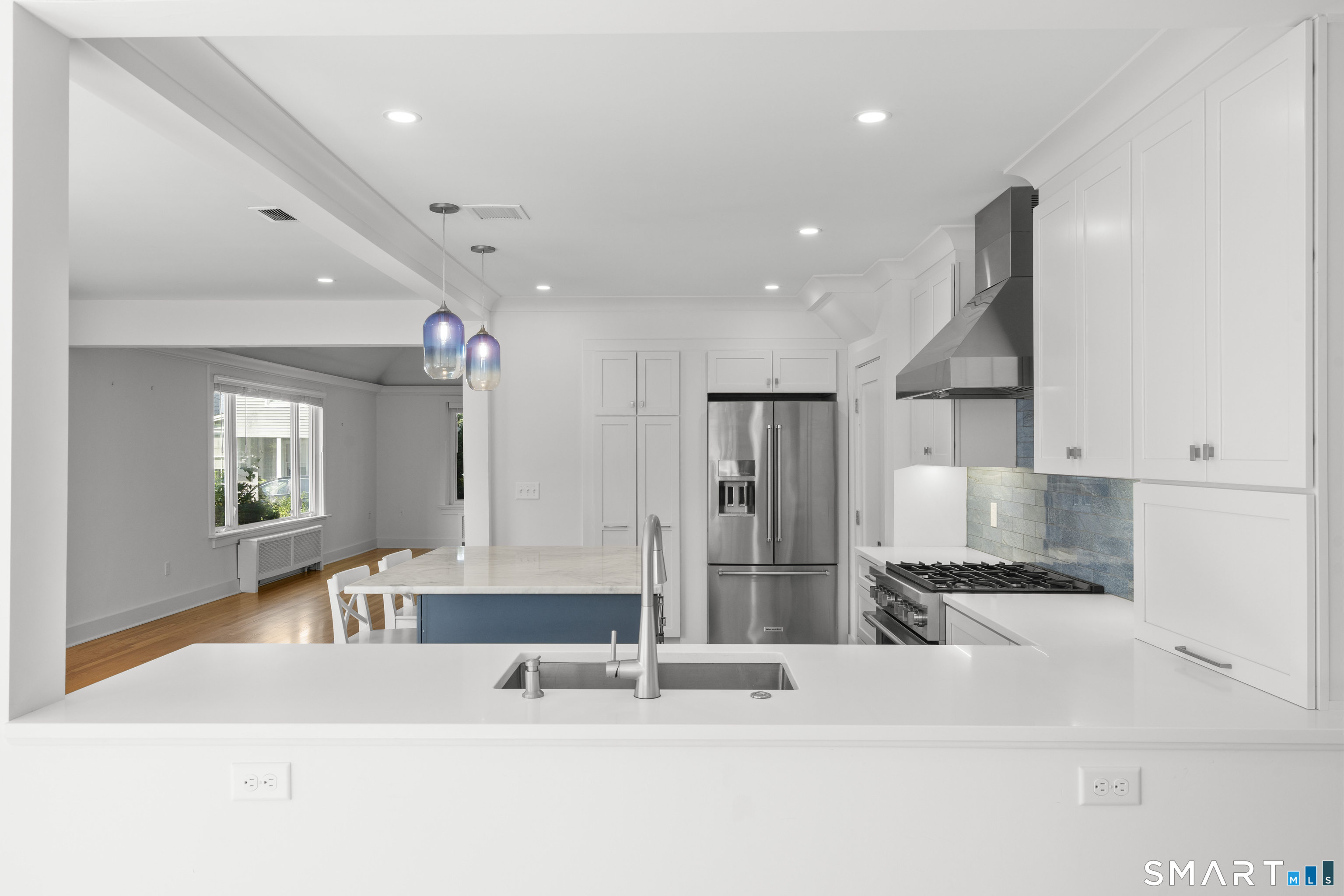 25 Crescent Bluff Avenue Branford CT 06405