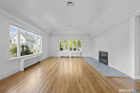 25 Crescent Bluff Avenue Branford CT 06405