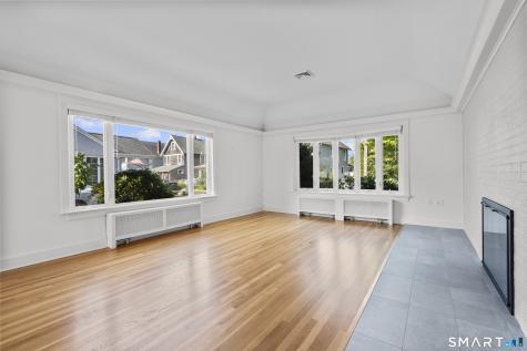 25 Crescent Bluff Avenue Branford CT 06405