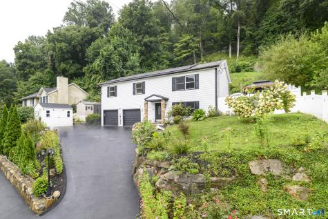 108 Perry Drive New Milford CT 06776