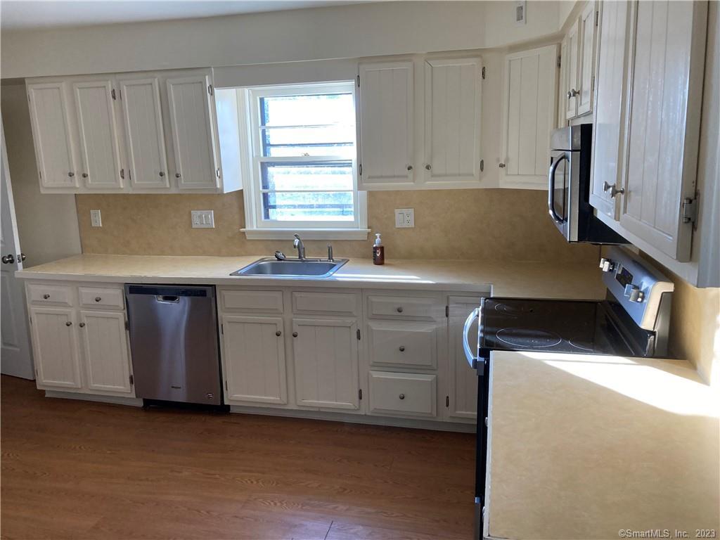 50 Matthew Road Branford CT 06405