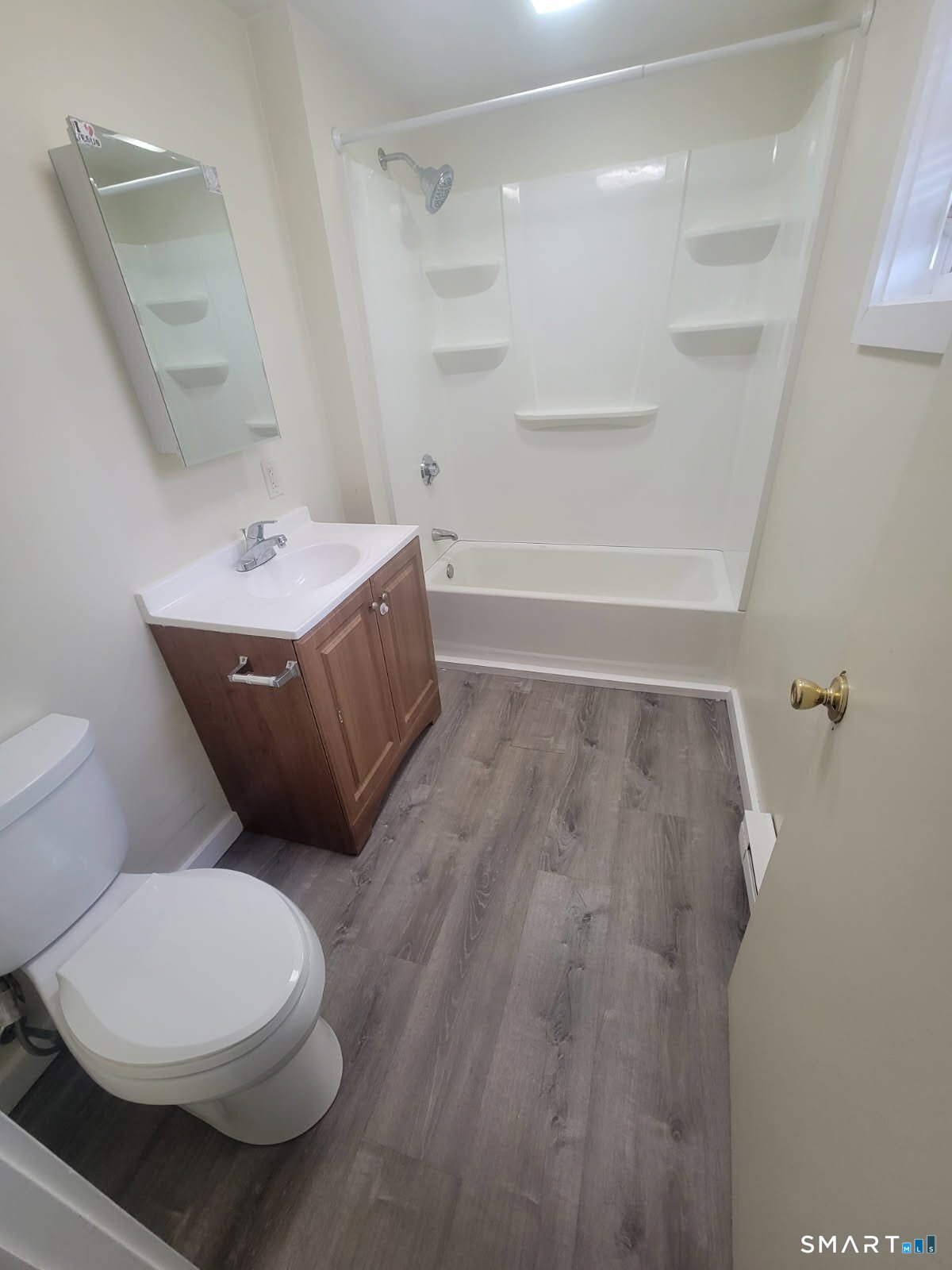 20 Lounsbury Avenue Waterbury CT 06706